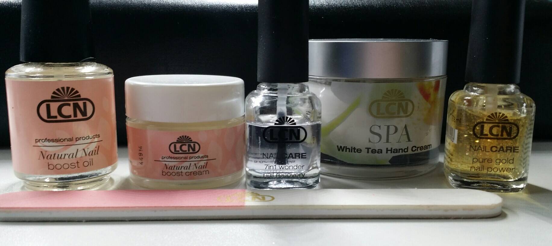 Produkte für die Maniküre